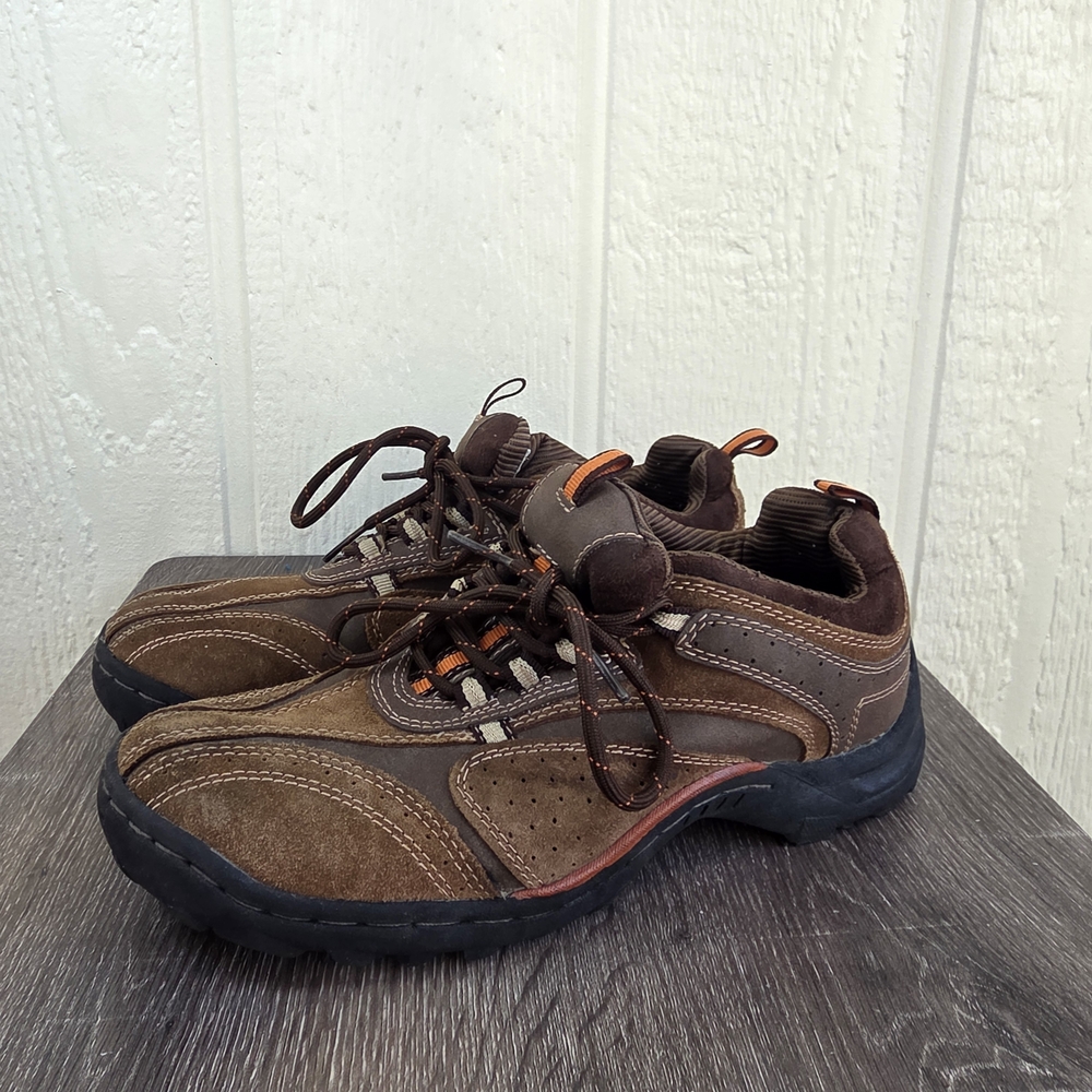 Men's Thom McAn Brown and Black Hiking Sneakers, Size 9